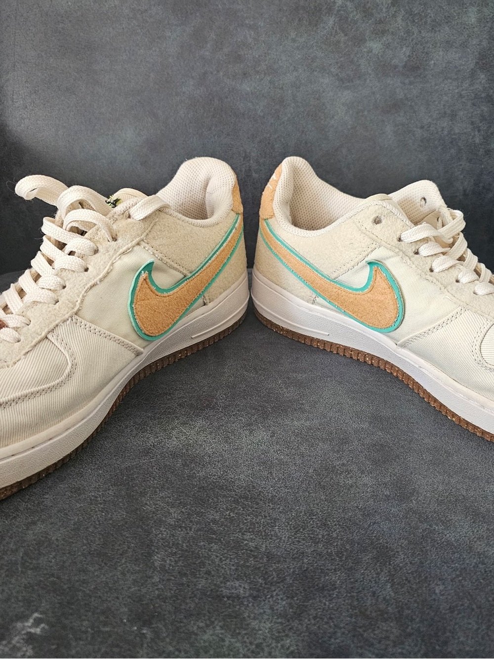 Nike Air Force One “Happy Pineapple” size Men’s 8.5/Woman’s 10
